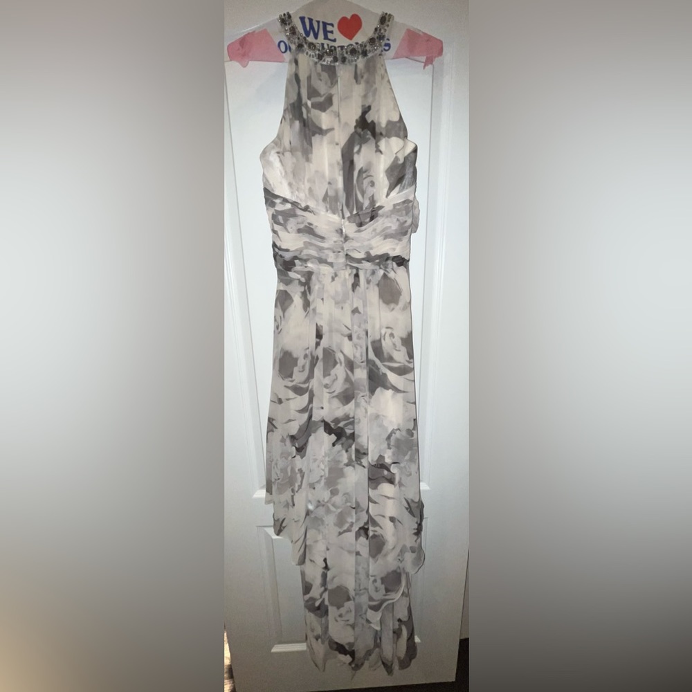 Grey and white marble pattern long dress with collar sequence